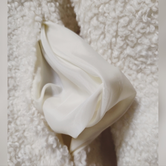 Scoop | Winter White Teddy Coat - Picture 7 of 9